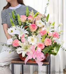 Stunning Romance Basket
